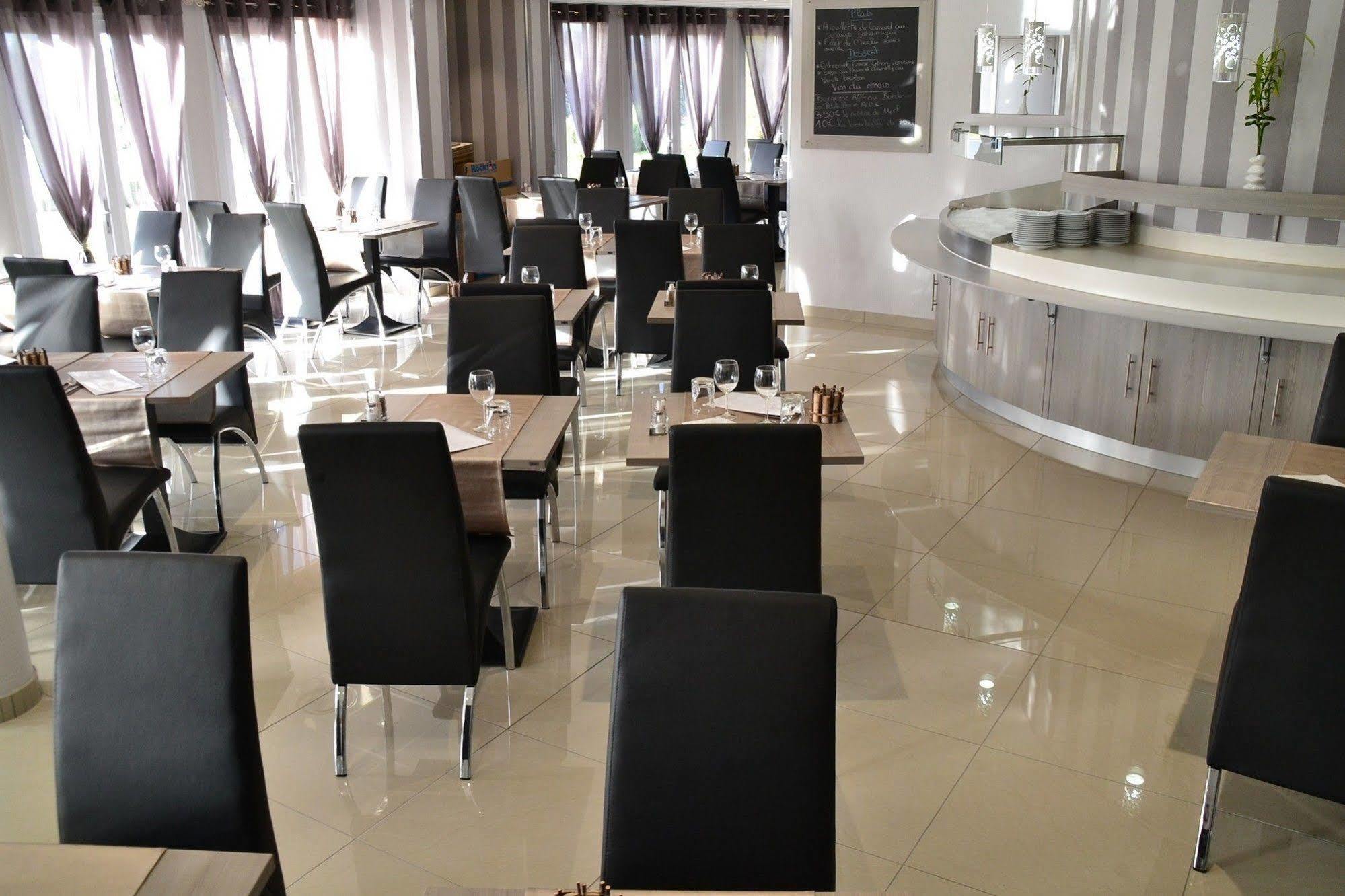 Hotel Le Pavillon De Saint-Lo - Anciennement Lunotel 외부 사진